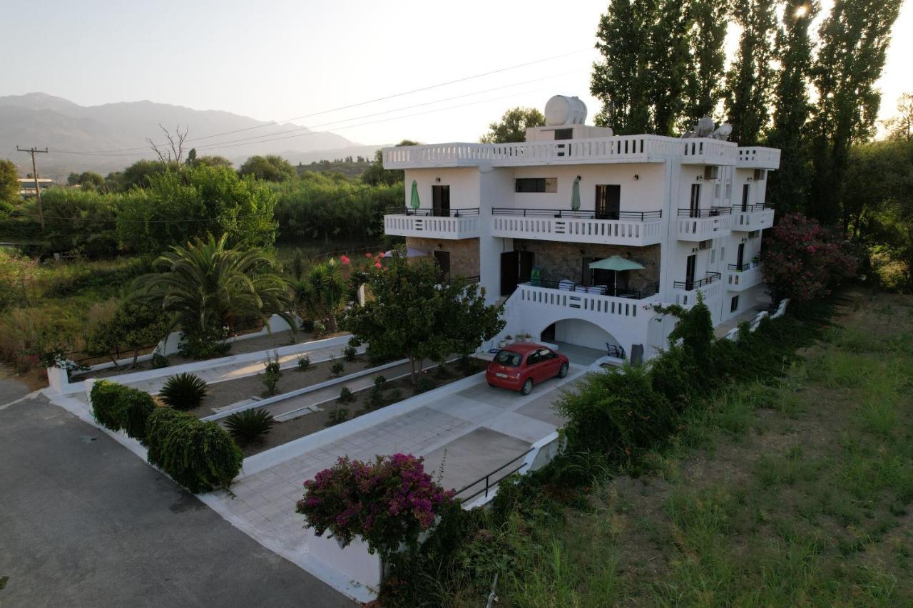 Zourpos Studios & Apartments Kalyves Ngoại thất bức ảnh