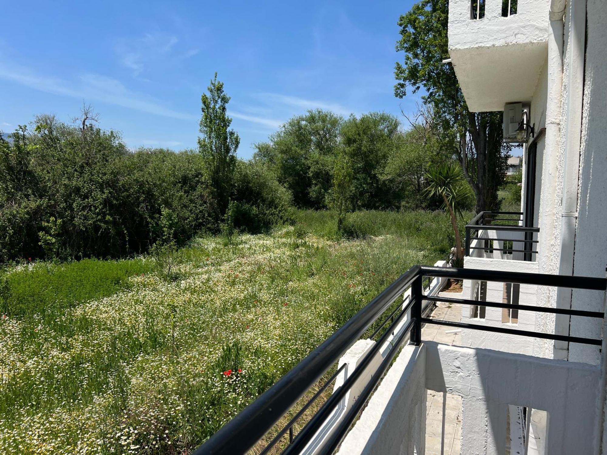 Zourpos Studios & Apartments Kalyves Ngoại thất bức ảnh